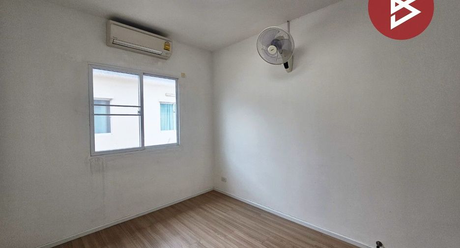 For sale 3 bedrooms townhouse in Phra Pradaeng, Samut Prakan