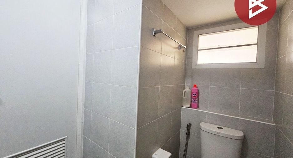 For sale 3 bedrooms townhouse in Phra Pradaeng, Samut Prakan
