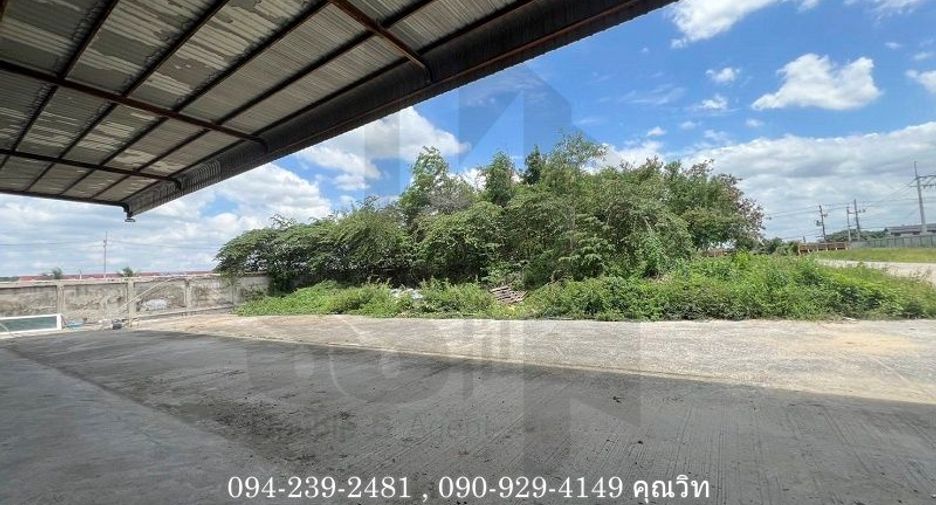 For rent 2 bedrooms warehouse in Lat Lum Kaeo, Pathum Thani
