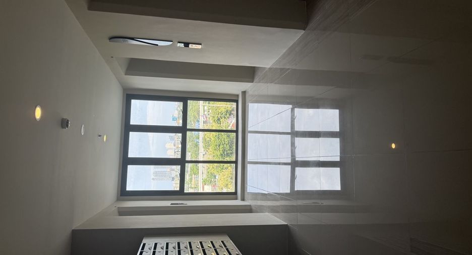 For sale 1 bed condo in Bang Na, Bangkok