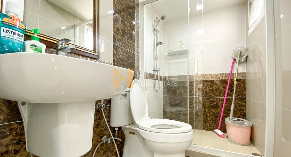 Casa en venta de 4 habitaciones en Bang Khae, Bangkok