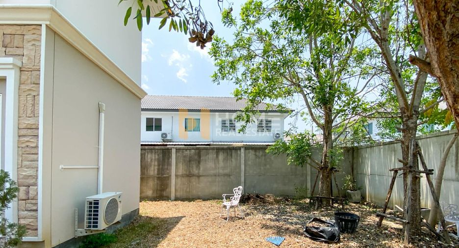 Casa en venta de 4 habitaciones en Bang Khae, Bangkok