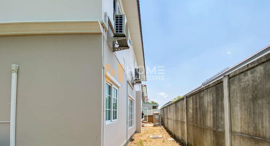 Casa en venta de 4 habitaciones en Bang Khae, Bangkok