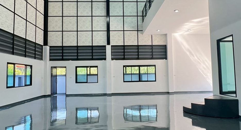 Lagerhaus zum Kauf mit 2 Zimmer in Lam Luk Ka, Pathum Thani