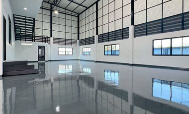 Lagerhaus zum Kauf mit 2 Zimmer in Lam Luk Ka, Pathum Thani