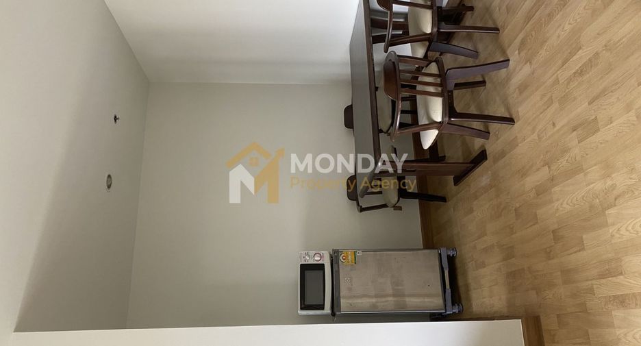 For rent 2 bedrooms condo in Thon Buri, Bangkok