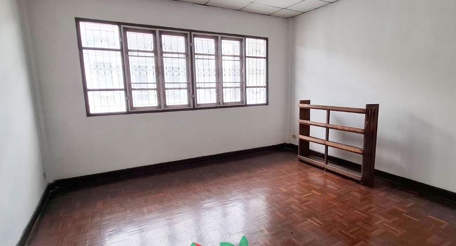 For sale 2 bedrooms townhouse in Bang Bua Thong, Nonthaburi