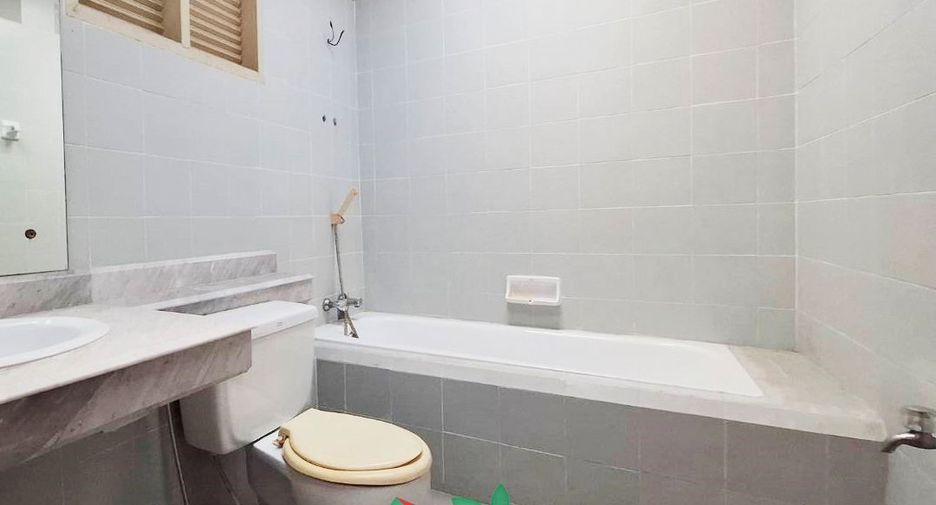 For sale 2 bedrooms townhouse in Bang Bua Thong, Nonthaburi