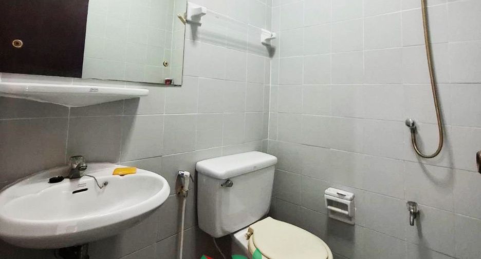 For sale 2 bedrooms townhouse in Bang Bua Thong, Nonthaburi