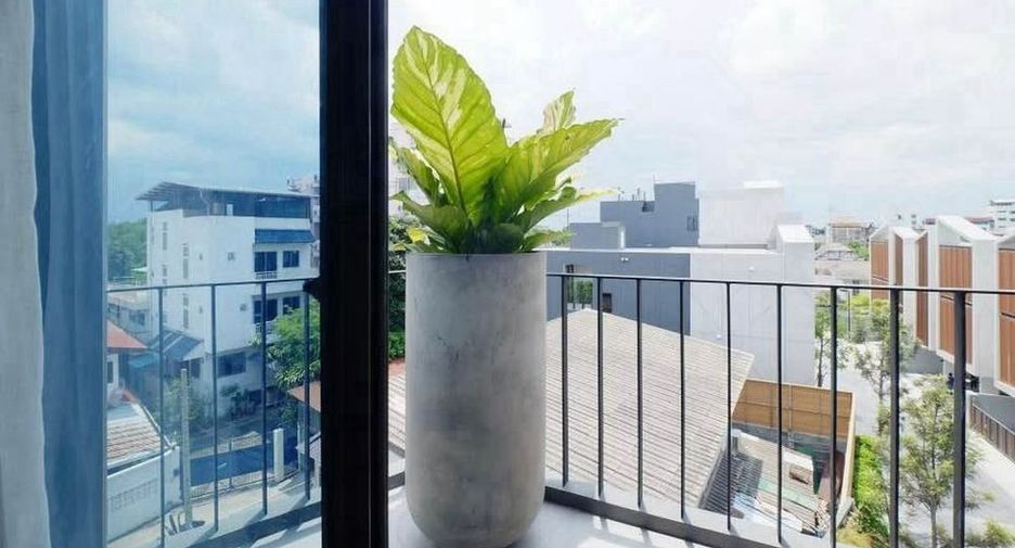 ให้เช่า 4 ห้องนอน บ้านเดี่ยว ใน วัฒนา, กรุงเทพฯ