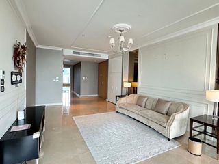 Condo en alquiler de 3 habitaciones en Pathum Wan, Bangkok