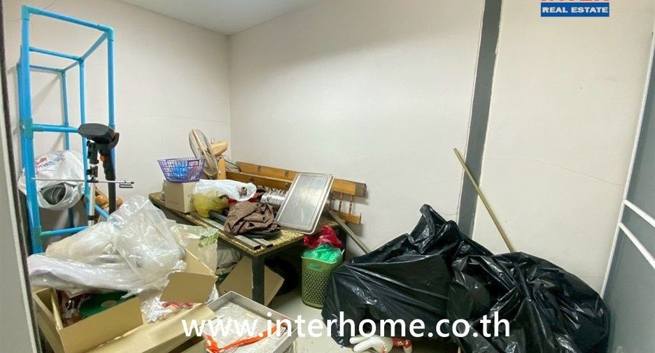 For sale 4 bedrooms house in Min Buri, Bangkok