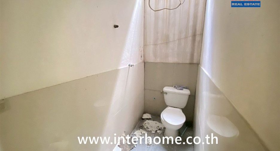 For sale 4 bedrooms house in Min Buri, Bangkok
