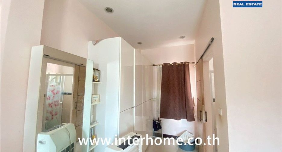 For sale 4 bedrooms house in Min Buri, Bangkok