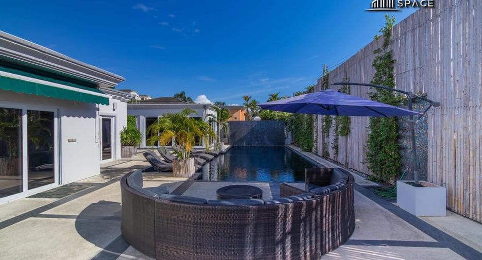 For rent 5 bedrooms villa in Bang Lamung, Chonburi