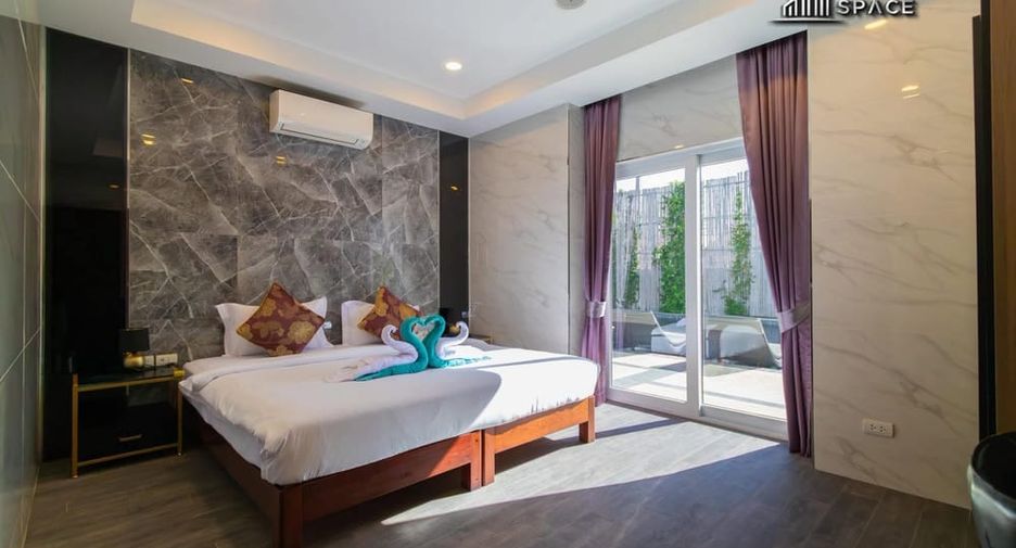 For rent 5 bedrooms villa in Bang Lamung, Chonburi