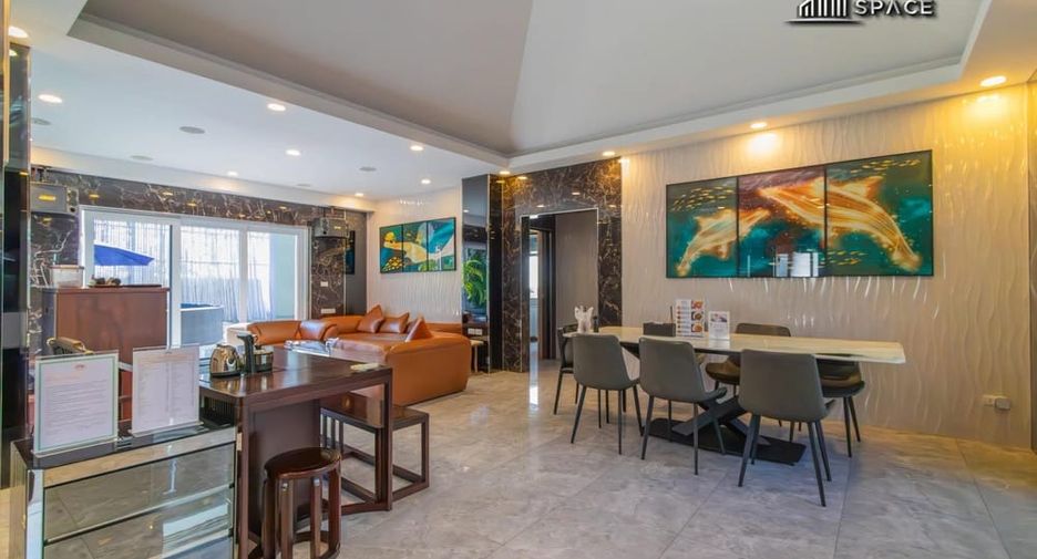 For rent 5 bedrooms villa in Bang Lamung, Chonburi