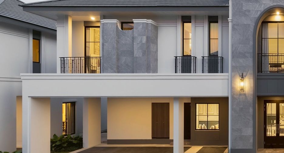 For sale 4 bedrooms house in Bang Lamung, Chonburi
