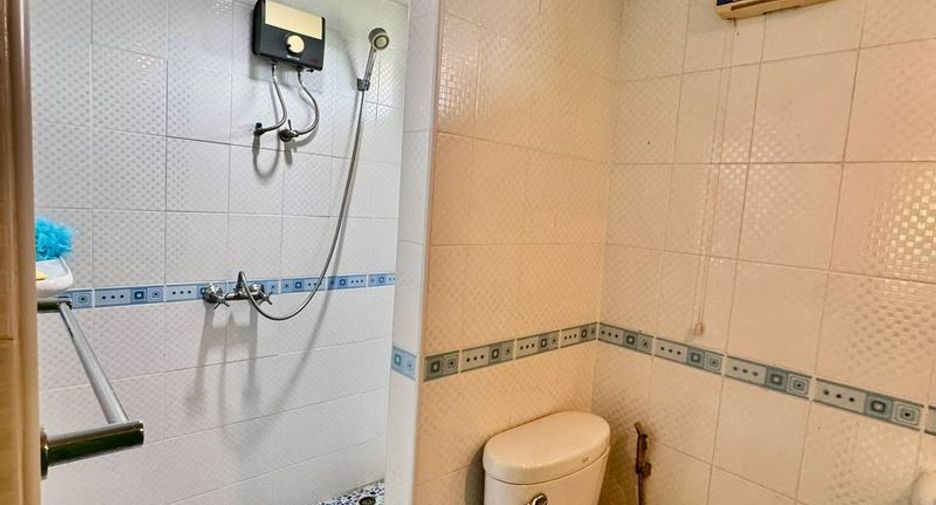 For rent 3 bedrooms house in Bang Lamung, Chonburi