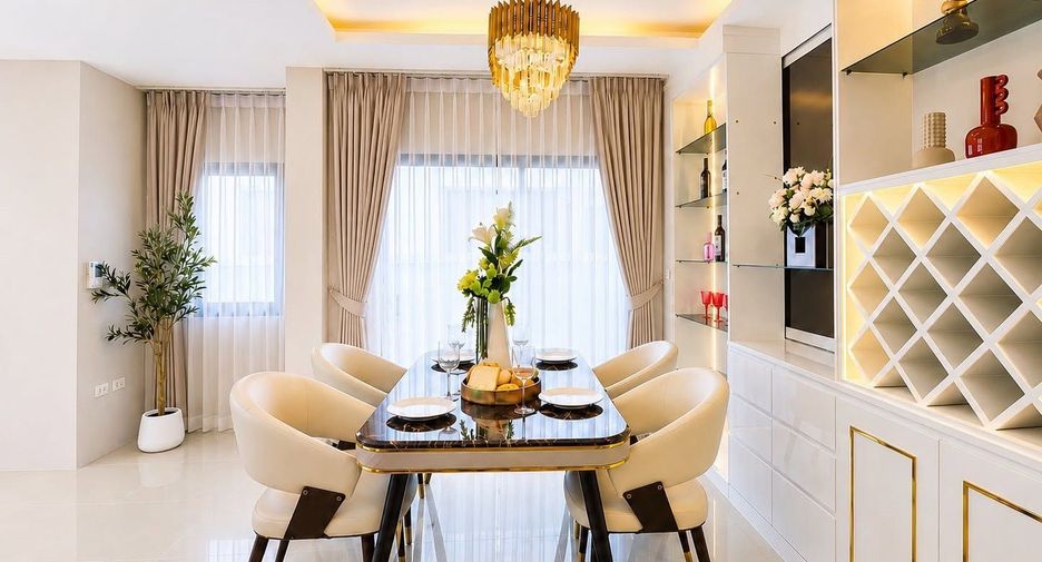 For rent 4 bedrooms house in Bang Lamung, Chonburi