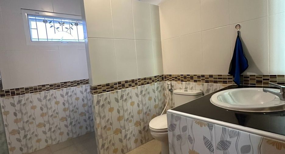 Haus zur Miete mit 5 Zimmer in Hang Dong, Chiang Mai