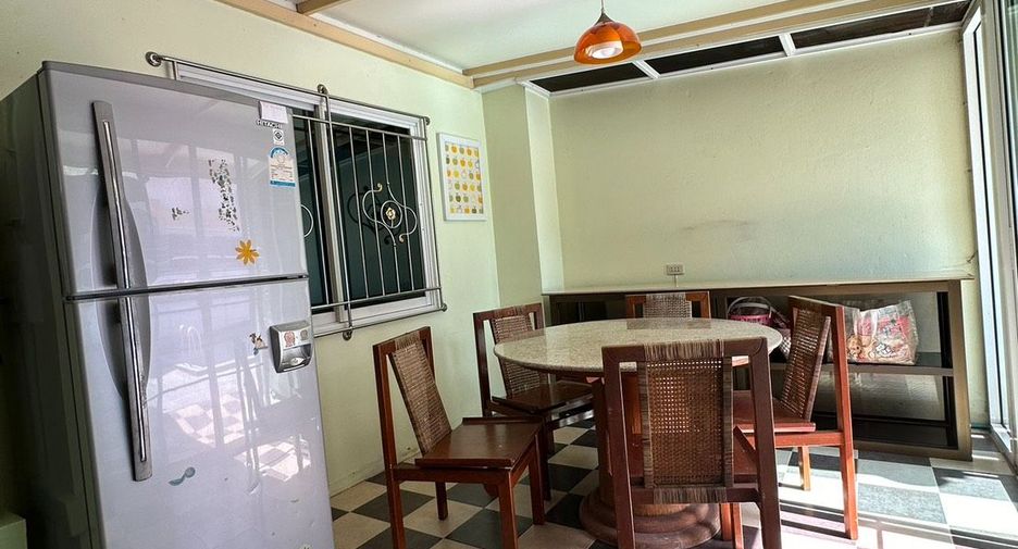 Haus zur Miete mit 5 Zimmer in Hang Dong, Chiang Mai