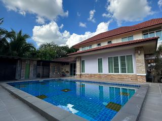 Haus zur Miete mit 5 Zimmer in Hang Dong, Chiang Mai