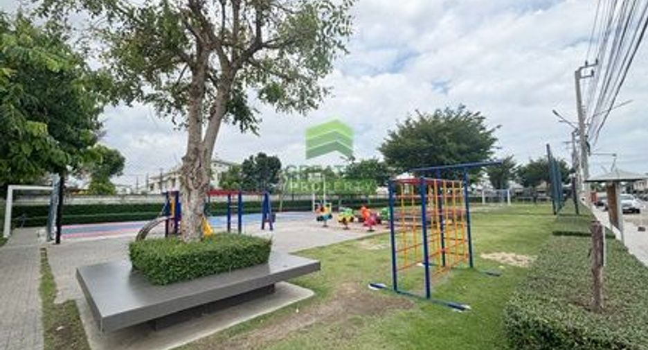 For sale 3 bedrooms townhouse in Rat Burana, Bangkok