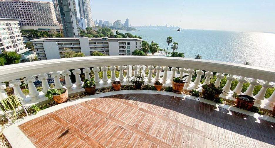 For sale 3 bedrooms condo in Bang Lamung, Chonburi