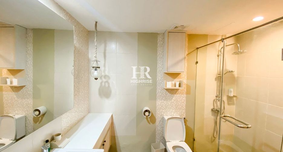 For sale 3 bedrooms condo in Bang Lamung, Chonburi
