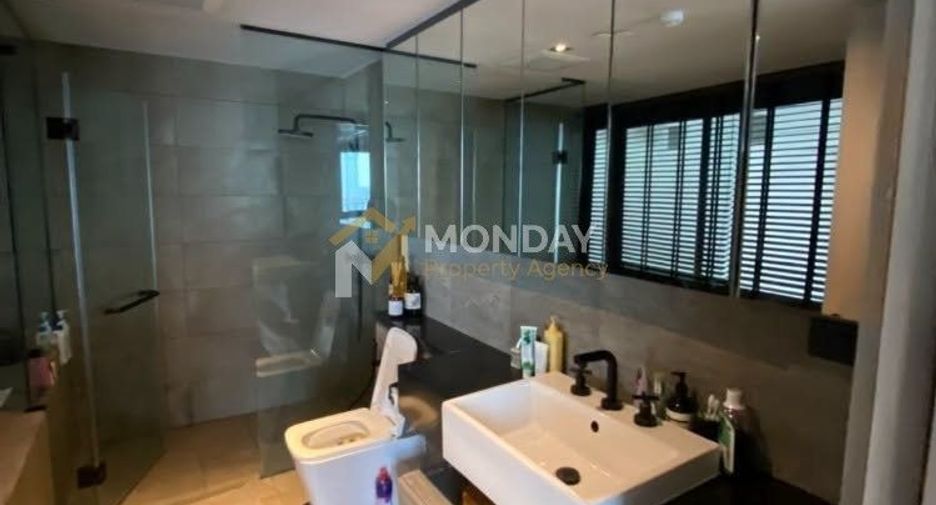 Wohnung zur Miete mit 3 Zimmer in Watthana, Bangkok