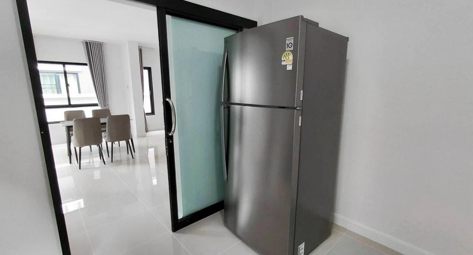 Haus zur Miete mit 3 Zimmer in San Kamphaeng, Chiang Mai