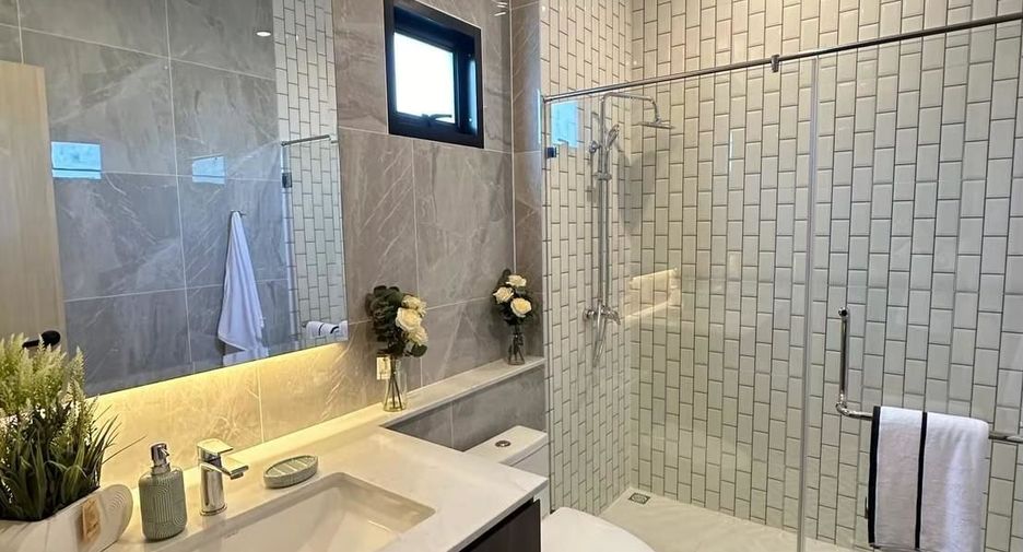 À vendre 3 chambres villa à Bang Lamung, Chonburi