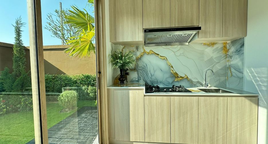 À vendre 4 chambres villa à Bang Lamung, Chonburi