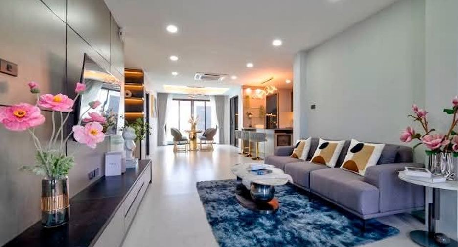 For rent 5 bedrooms villa in Jomtien, Pattaya