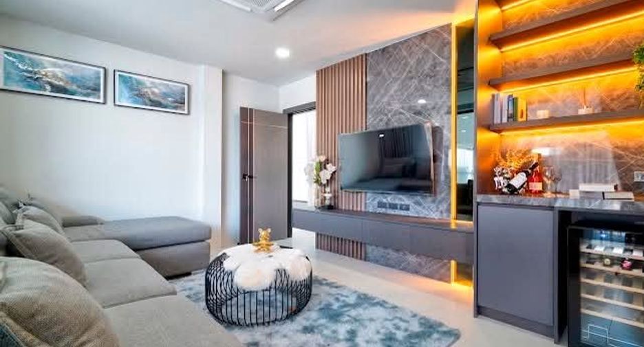 For rent 5 bedrooms villa in Jomtien, Pattaya