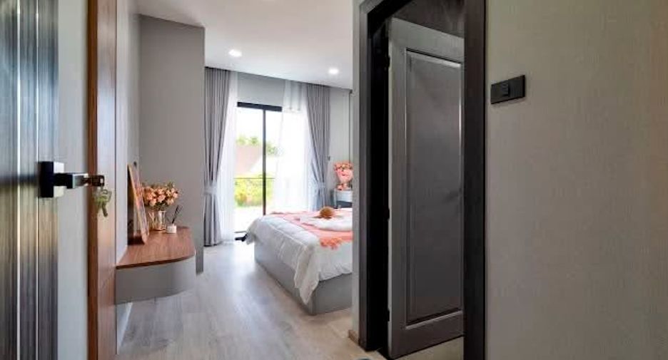 For rent 5 bedrooms villa in Jomtien, Pattaya