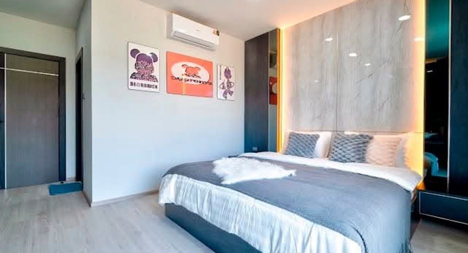 For rent 5 bedrooms villa in Jomtien, Pattaya