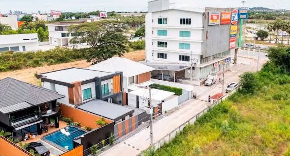 For rent 5 bedrooms villa in Jomtien, Pattaya