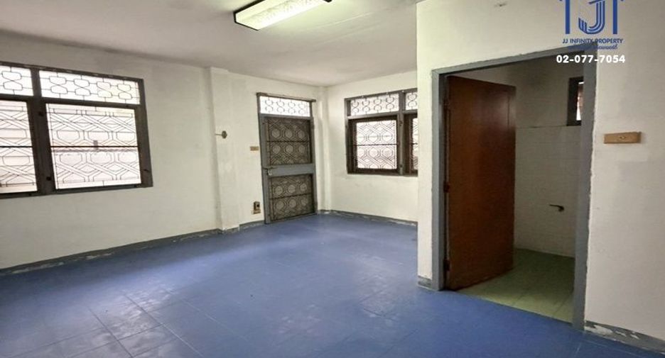 Casa en venta de 3 habitaciones en Lak Si, Bangkok