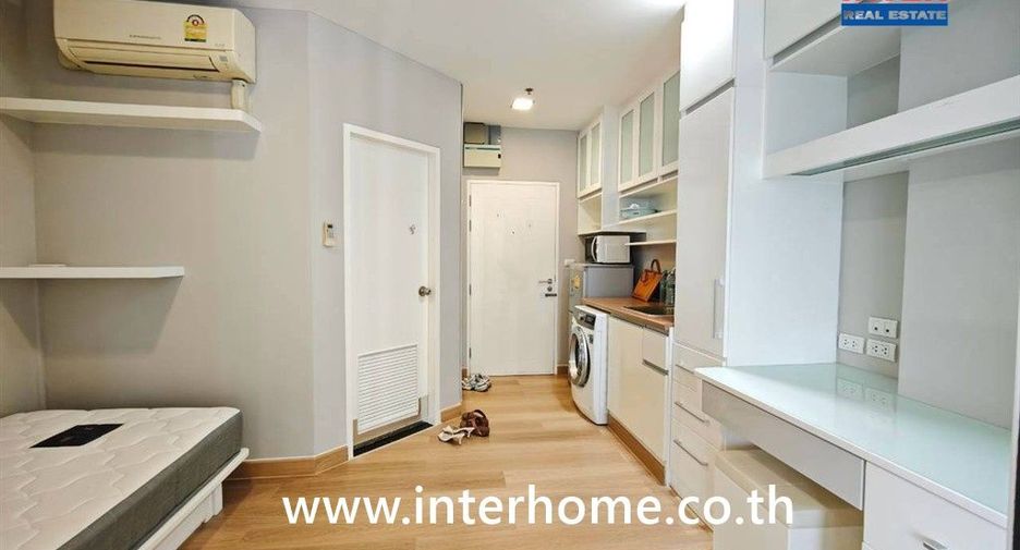 For sale 2 bedrooms condo in Pathum Wan, Bangkok