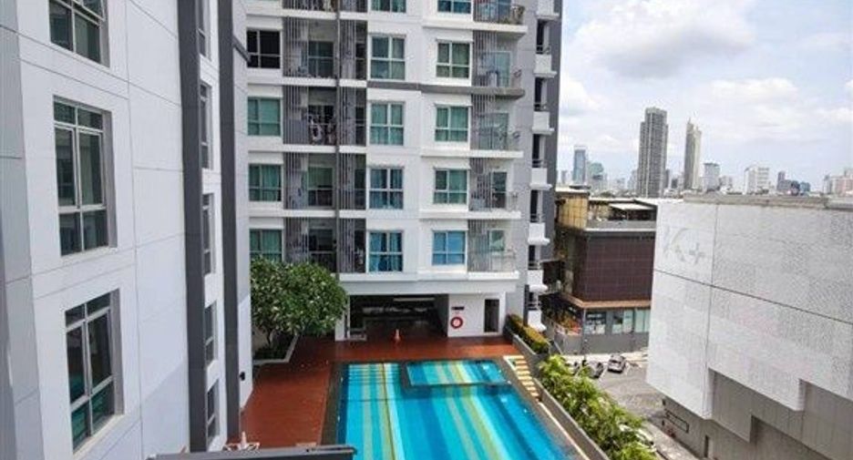For sale 2 bedrooms condo in Pathum Wan, Bangkok
