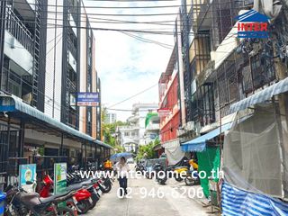 Casa adosada en venta de 3 habitaciones en Sathon, Bangkok