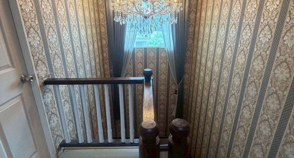 For sale 3 bedrooms house in Lam Luk Ka, Pathum Thani