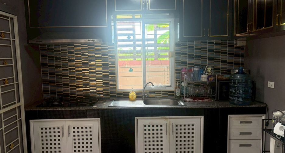 For sale 3 bedrooms house in Lam Luk Ka, Pathum Thani