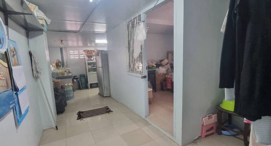 For rent and for sale 3 bedrooms house in Saphan Sung, Bangkok