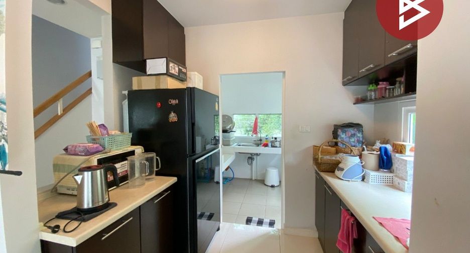Casa en venta de 3 habitaciones en Bang Sao Thong, Samut Prakan