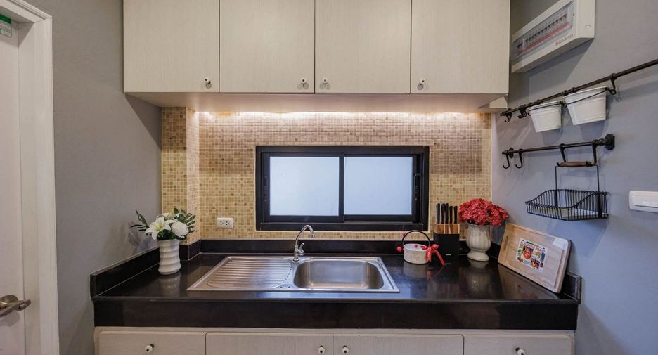 For rent 3 bedrooms house in Mueang Chiang Mai, Chiang Mai