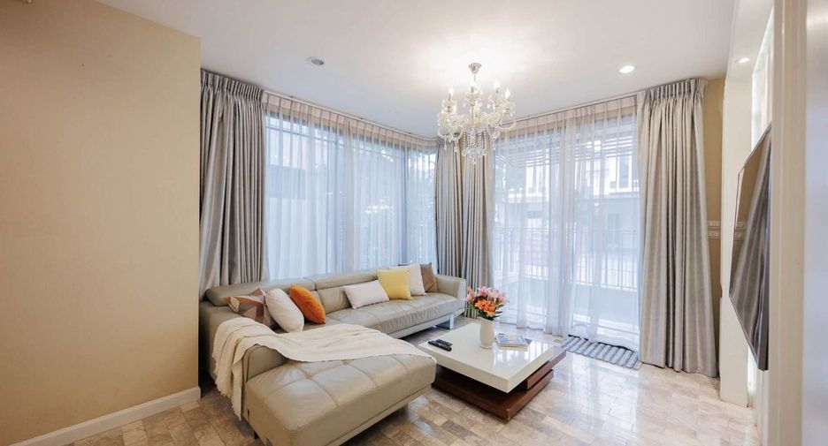 For rent 3 bedrooms house in Mueang Chiang Mai, Chiang Mai