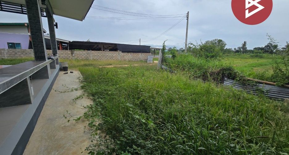 For sale 2 bedrooms house in Tha Yang, Phetchaburi